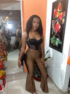 me de cairiona  3 Imagens