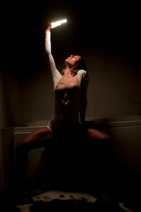 salmaesco A playful girl Pic