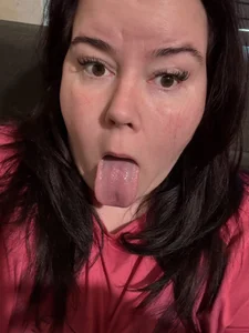Viola_SassyX Viola Pic 2
