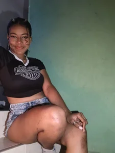 charlotte_bronte Meet Me ♥ Pic 3