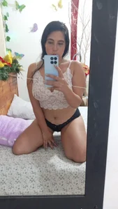 nikki_nikoll Me ♥ Pic 5