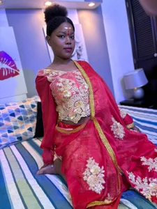 Public de kavya_suri_ Foto 3