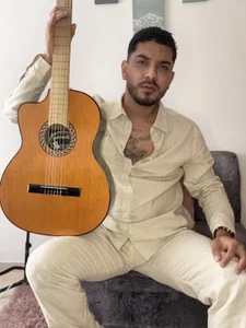 samuelcoopeer Guitar 🥰 Pic 4