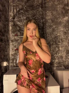 Blonde moment >M< de AlinaTeaseX  Imagens