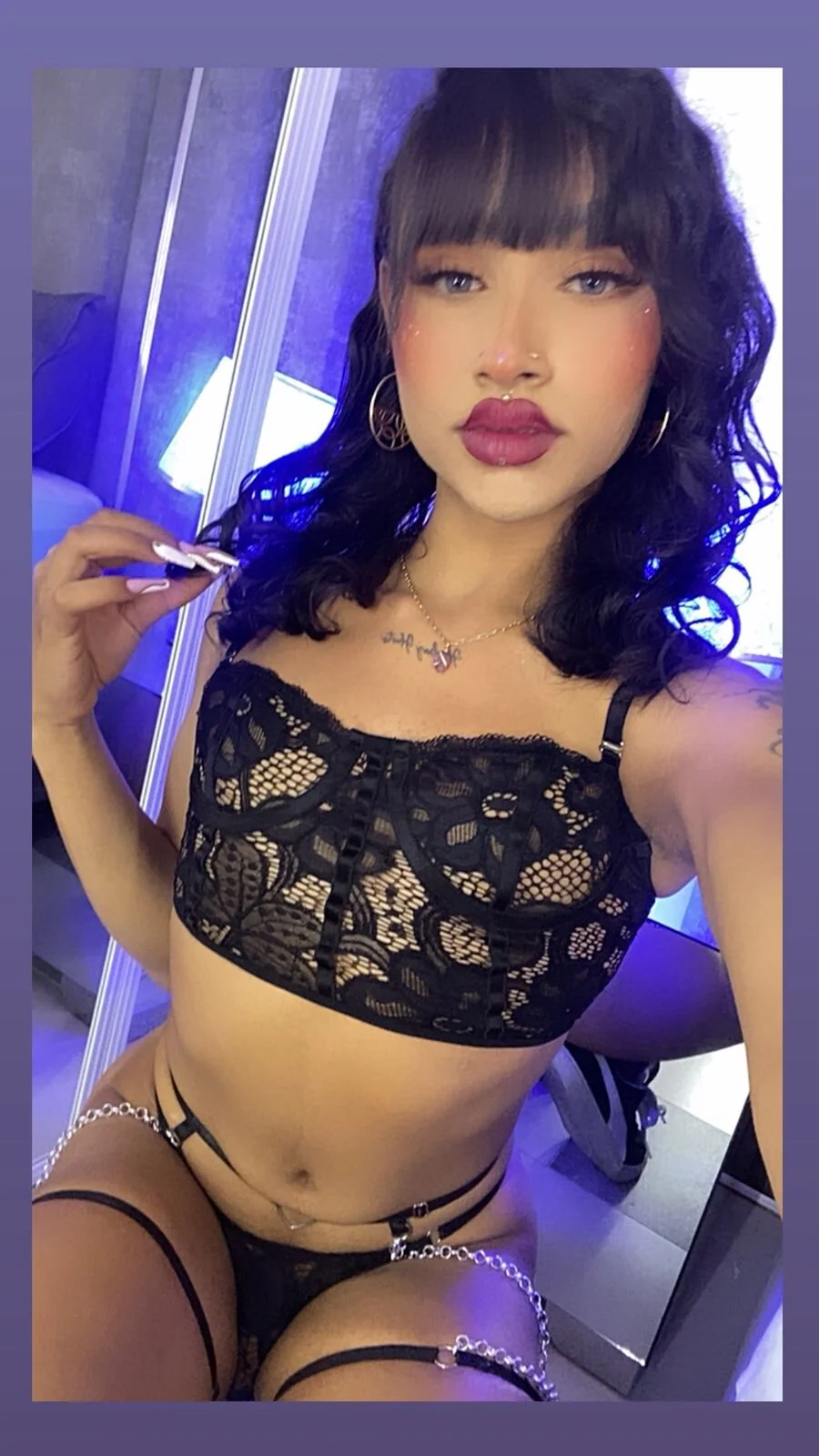 Трендове зображення  9199 AliDiaz_