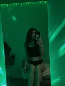 cute_nessy's ✨💚 Sex Photo 1