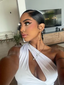 ValeryLam's photo