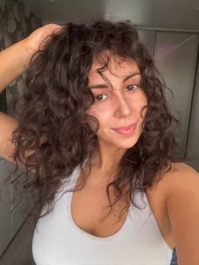 curly_jade Public Pic 5