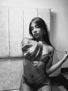 Zoehot_11のA little of meの枚の写真