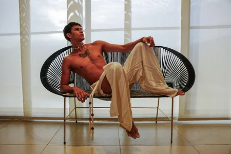 Maximiliano__Fire: Seduction in every corner ( фото)