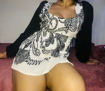 Bella_Jesmine Public 사진 3