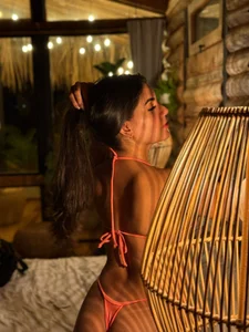 AngelicaVega: Tropical Allure 🍑 ( 4 фото)