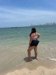 nicky_andcamil Cami in the beach Pic 3