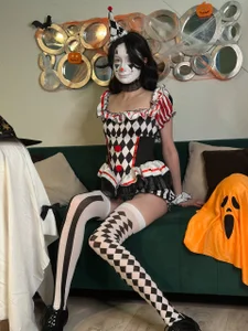 Naomi_Evermore decent clown Gambar 7