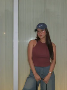 YelenaHelder Public Hình