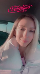 VikkiLustfull Public Foto 5