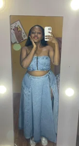 ZoeBrowns Public Pic 3