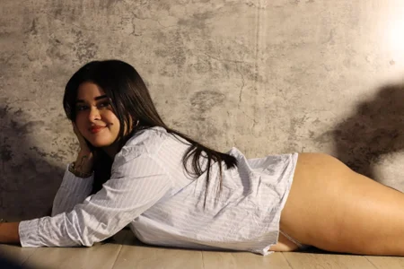 goddessfeetxx kullanıcısının 🤍👣. albümü -  2 fotoğraf