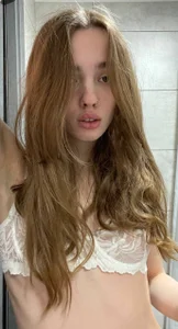 Weeissy Public зображення 9