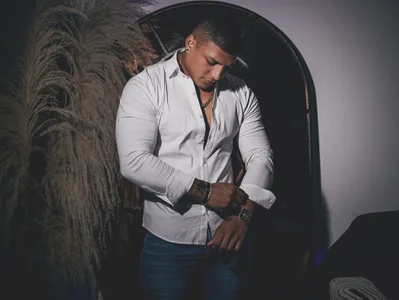 chrizmacgregor Sexy hot chriz  3টি ছবি