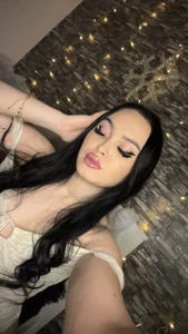 KairraPottsのPure Elegance & Secret Intentionsの 5枚の写真