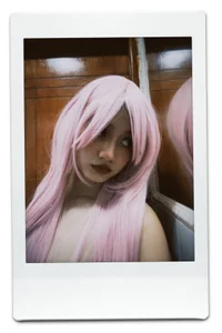 AnaisXoXo Public Gambar