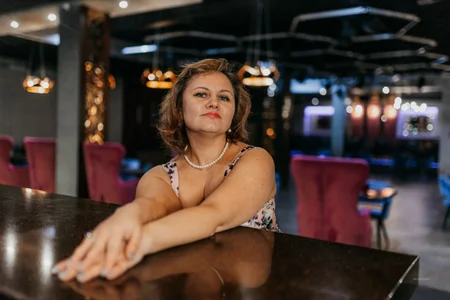 Nikki_March amazing curves Pic 6