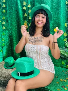 gabriela_cortez Feeling extra lucky today… come test your luck 🍀🔥 Poză 6