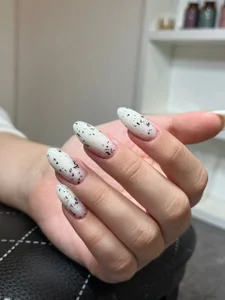 Lasly_Fox my nails Pic 4