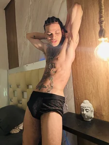 hot_man05 Models🫦 slika 2