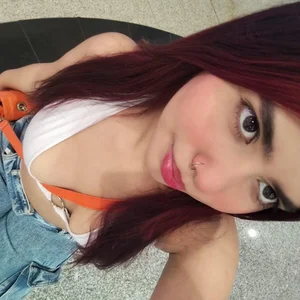 EmiliaVera's XXX Nude Photo 2