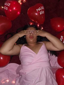 Charis_21 Valentine's Day Pic 2