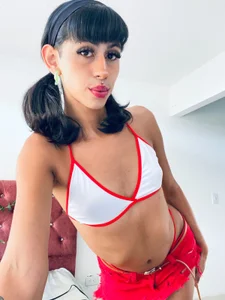Mostrona_hairyUna donna che trae forza dalla propria femminilità图片 2