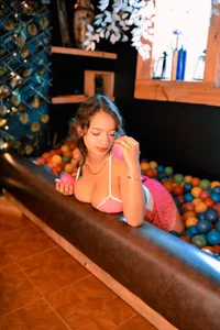 Angelique_AngellのValentine's Day 2026 ❤️の 3枚の写真