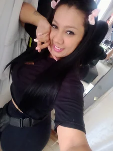 Dina casual de titsbiglovers  2 Imagens