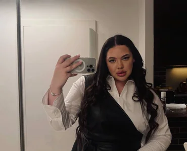 KatyRaina Public slika 3