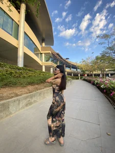 lunawacker date luna in public  6টি ছবি