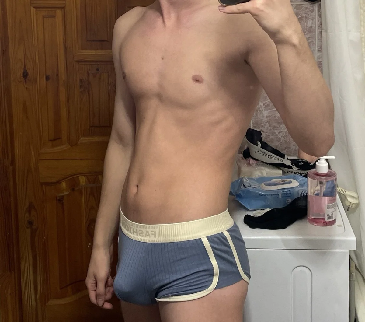 Foto em tendência de Friday_gay_dude 5718