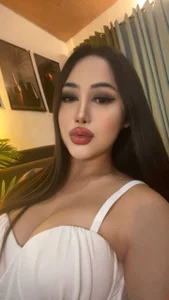 OliviaJones18のPublicの 3枚の写真