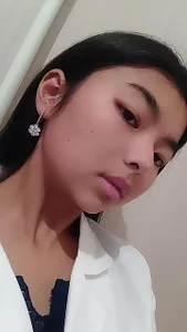 Shy_Kira Public Pic 5