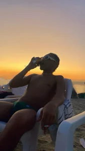 Jake_Thomas Green thong, on the beach! 🏖️🌊 Hình