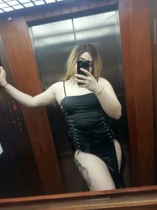 Maryan_x the black color looks perfect on me Pic 4