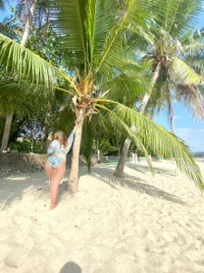 BelindaLove: Come here and lick it ( фото)