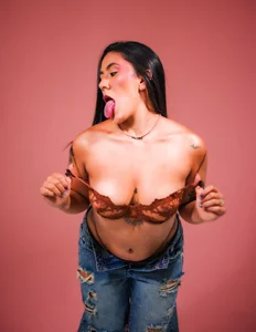 MeganStorn Sensual Glow 💄 Pic 4