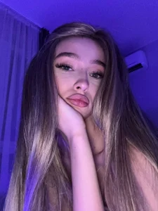 ClonedAge Am I the most beautiful? 💕 Pic 3