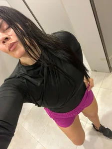 JennHornyMilfのim sport girl 🥎⚽🎾の 2枚の写真
