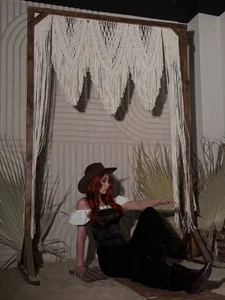 Zdjęcia EmberVexen Public:  3