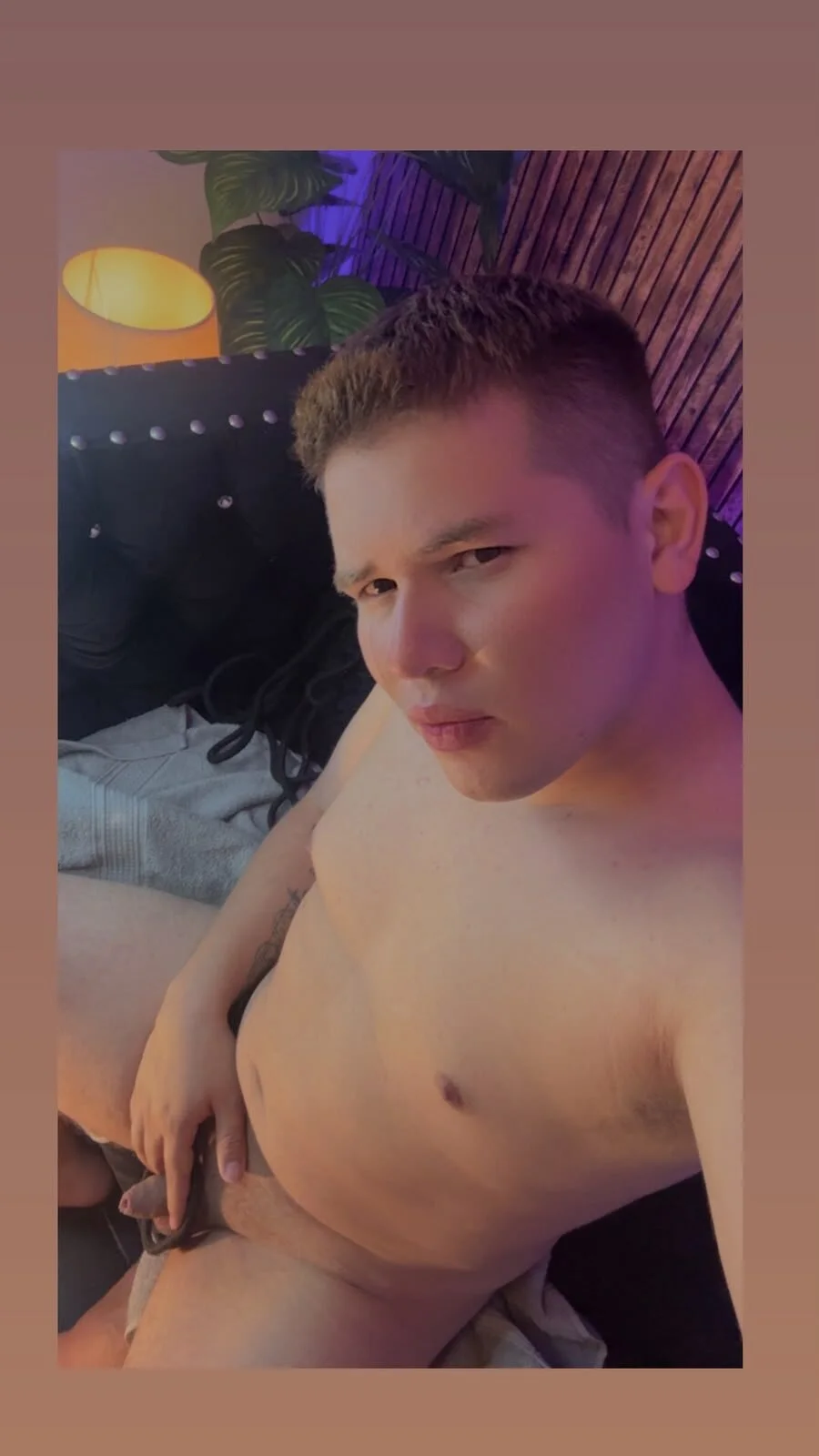 AdrianLust Набираща популярност снимка 2845