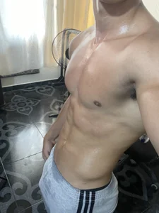 ethan_noir Sweety Foto 3