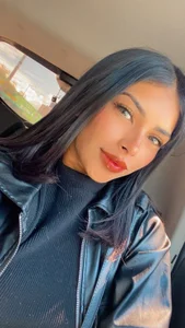 Rubi08_ Relax 🖤  3টি ছবি